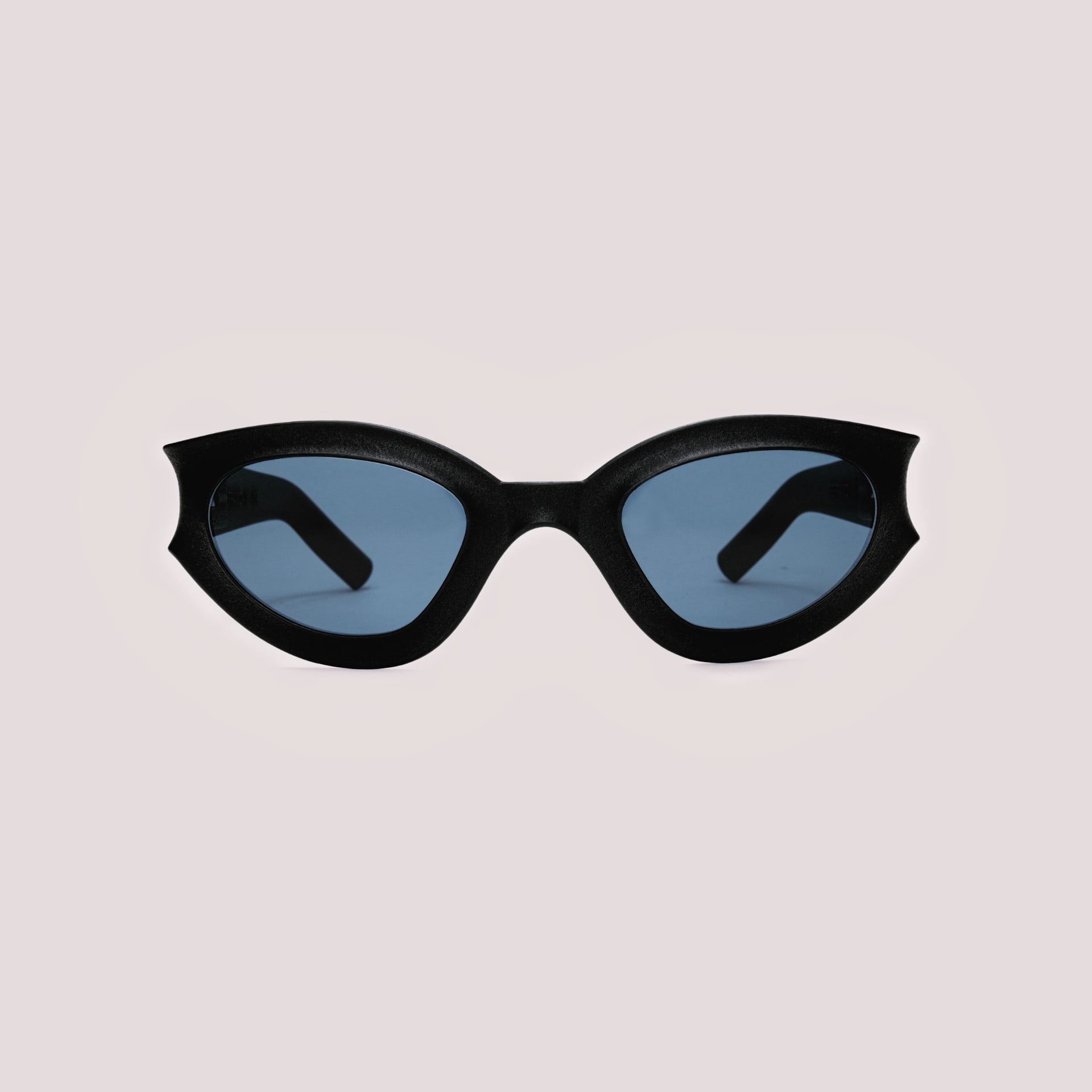 REFRAMD Nebular parametric sunglasses &ndash; sculpted black geometric eyewear designed with computational design tools